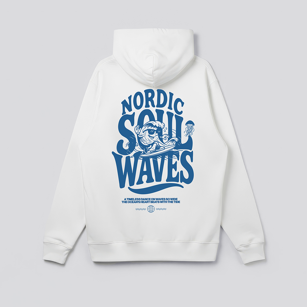 <img src="tide-chaser-hoodie-off-white-freisteller.jpg" alt="Unisex Tide-Chaser Hoodie in Off-White, Freisteller mit großem Backprint eines surferischen Wellen-Charakters und dynamischem 'Nordic Soul Waves'-Schriftzug, Kapuze und Kängurutasche, gefertigt aus 100% GOTS-zertifizierter gekämmter, ringgesponnener Bio-Baumwolle">